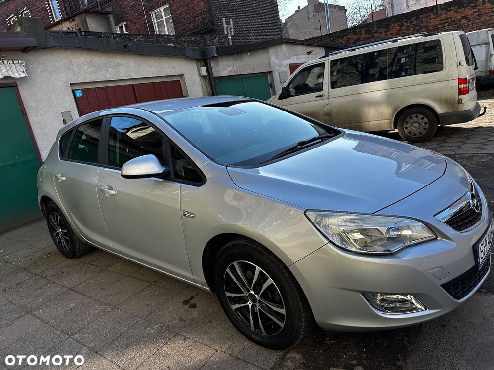 Opel Astra 1.4 T Cosmo - 1