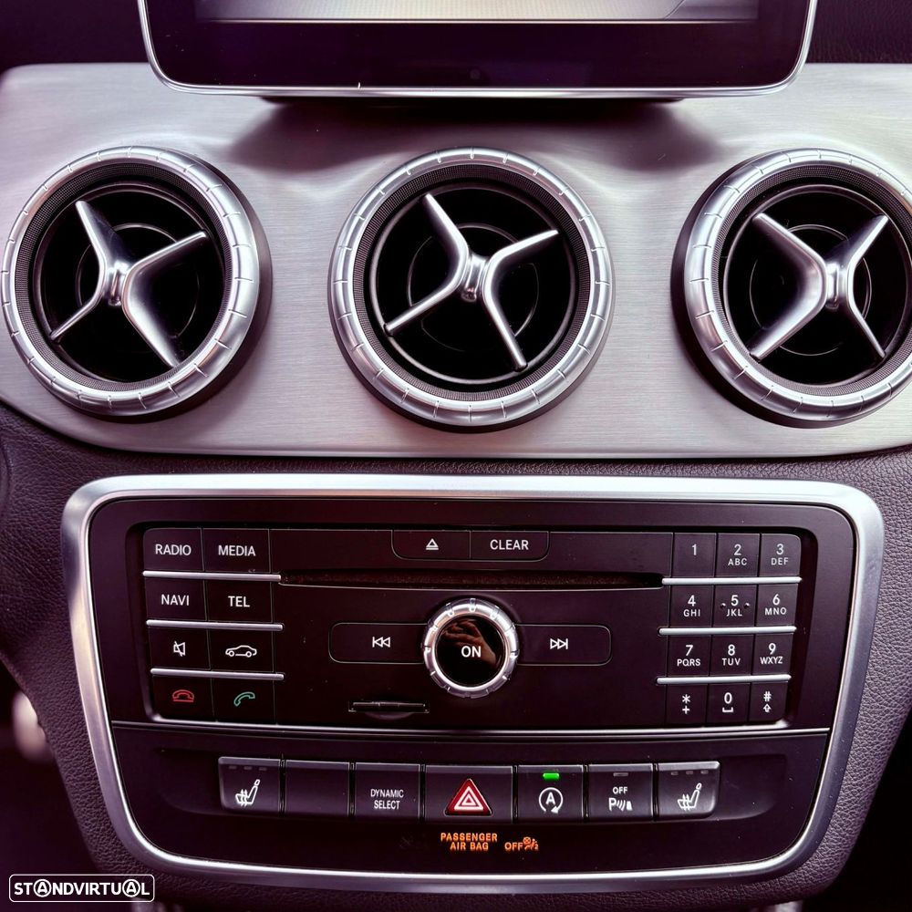 Mercedes-Benz CLA 200 - 20