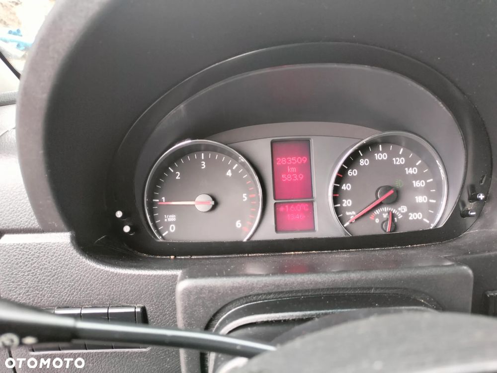 Volkswagen Crafter - 12