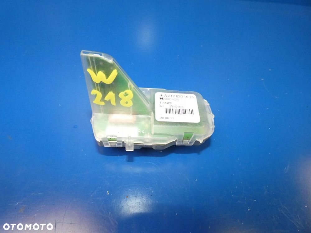 Mercedes CLS W218 W212 ANTENA RADIA NAWIGACJI - 1