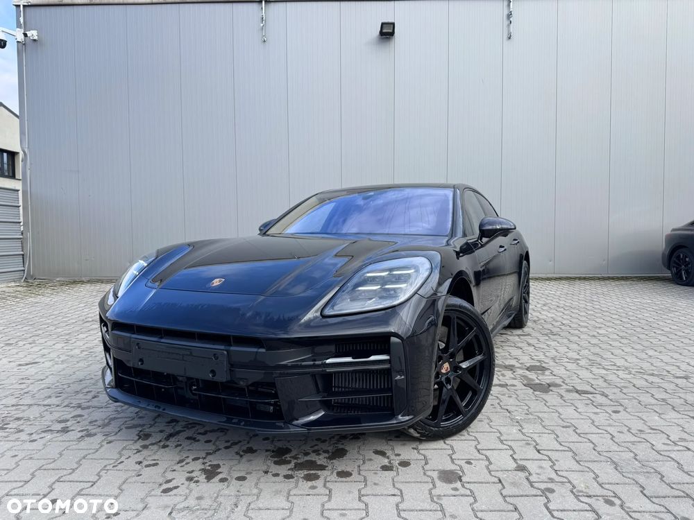 Porsche Panamera 4S E-Hybrid PHEV - 2