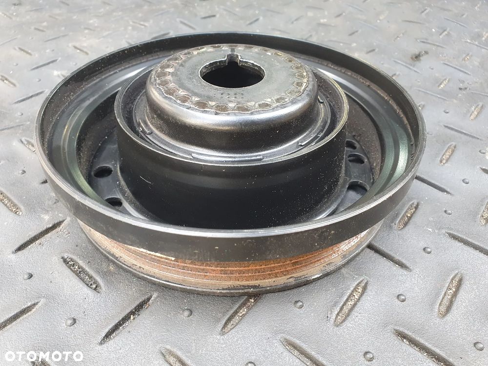 OPEL ASTRA ZAFIRA 1.6 16V A16XER 115KM  koło pasowe wału 55559328 - 1