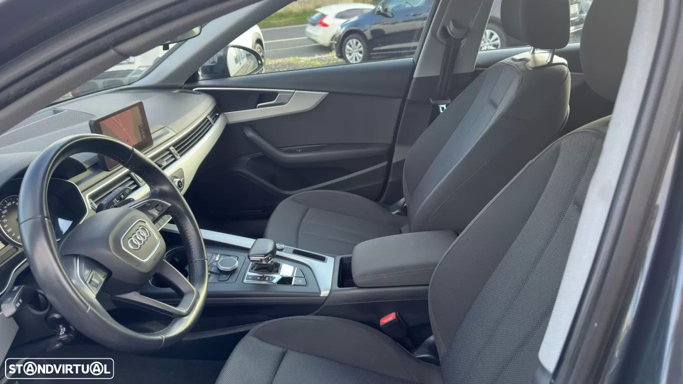 Audi A4 Avant 2.0 TDI Advance S tronic - 24