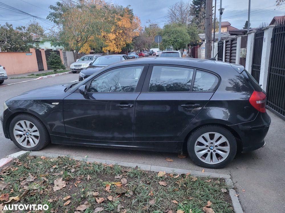 BMW Seria 1 120d DPF - 8