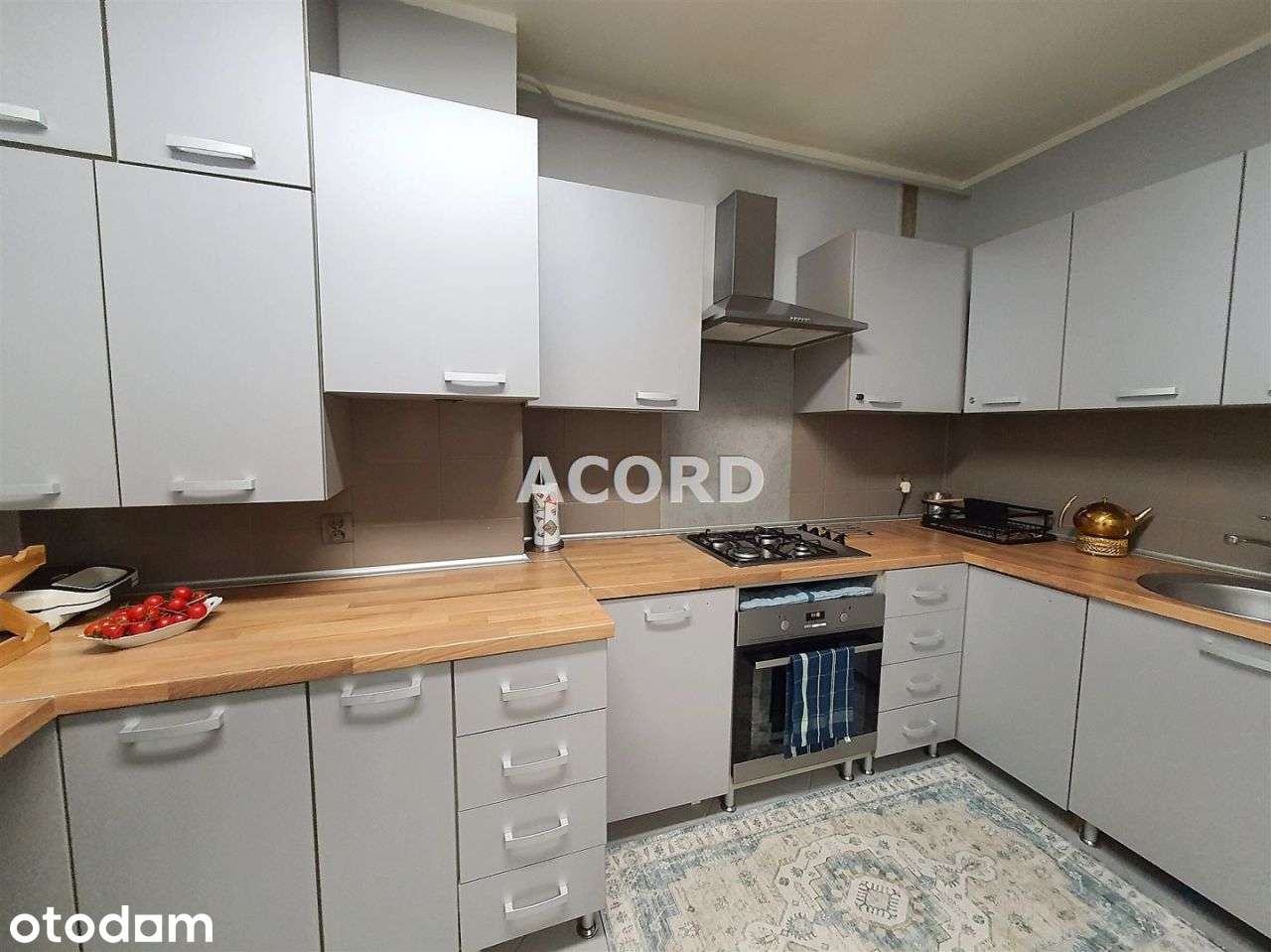 Gocław 2 pok. panorama dobry stan
