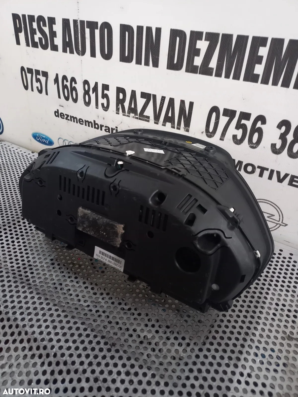 Ceasuri Bord Bmw F30 F31 Volan Dreapta Cod  2.0 Diesel N47 Manual - Dezmembrari Arad - 7