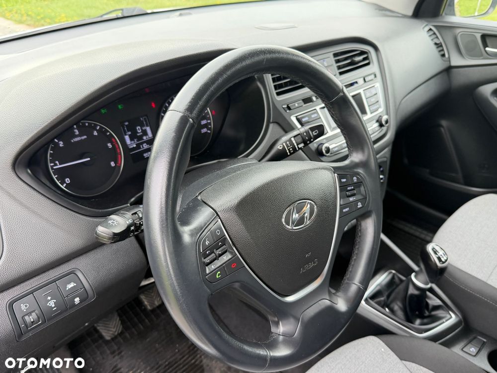 Hyundai i20 1.1 CRDi Style - 6