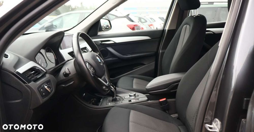 BMW X1 - 11