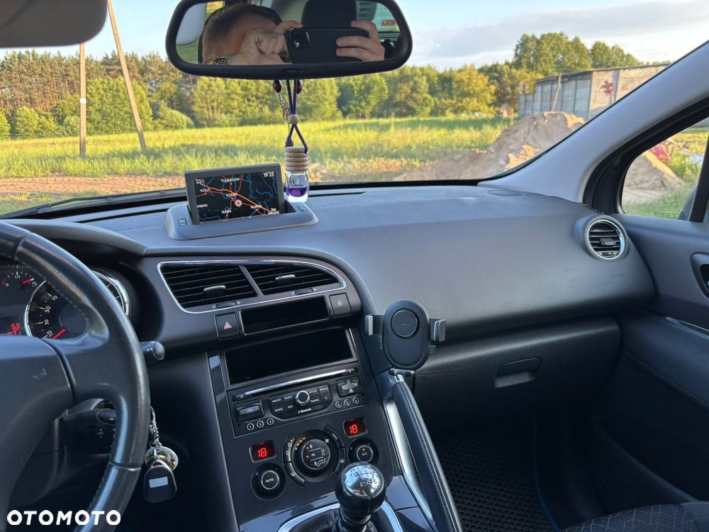 Peugeot 3008 2.0 HDi Premium - 10