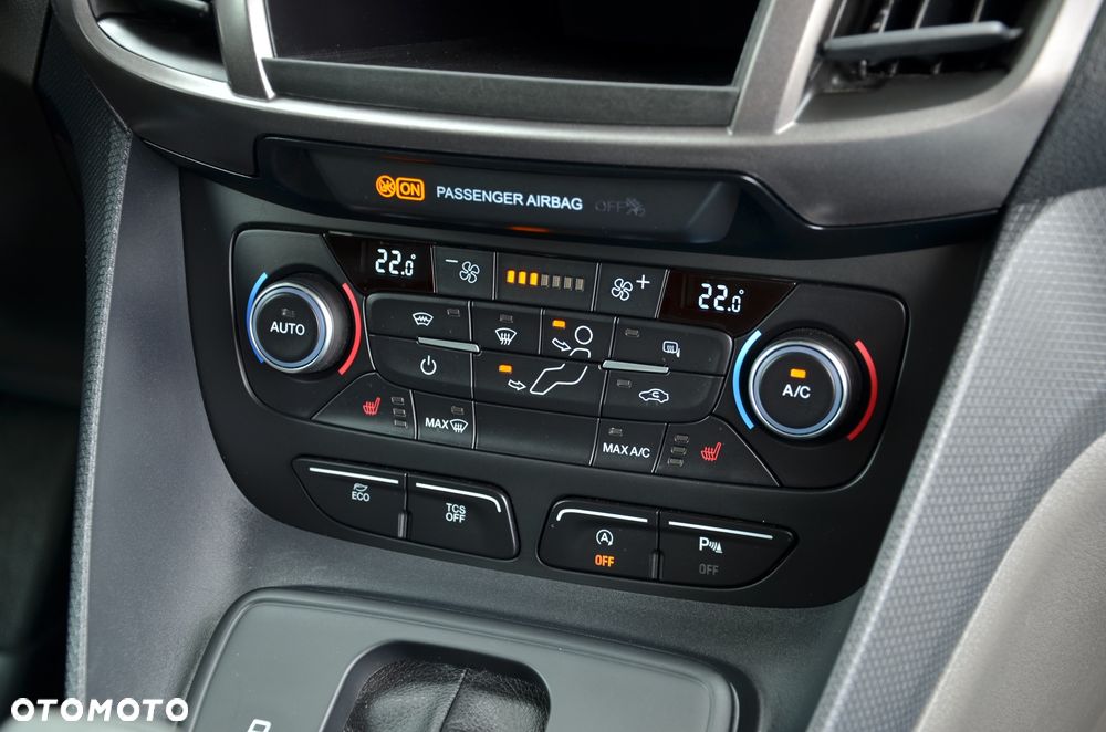 Ford Transit CONNECT - 15