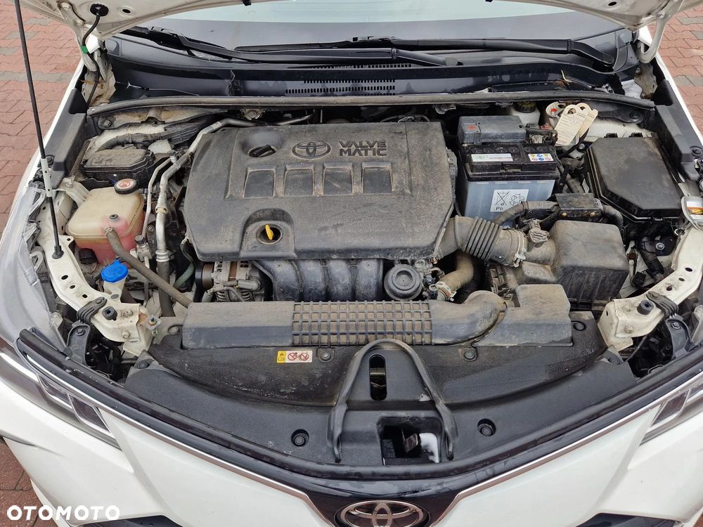 Toyota Corolla 1.6 Comfort - 16