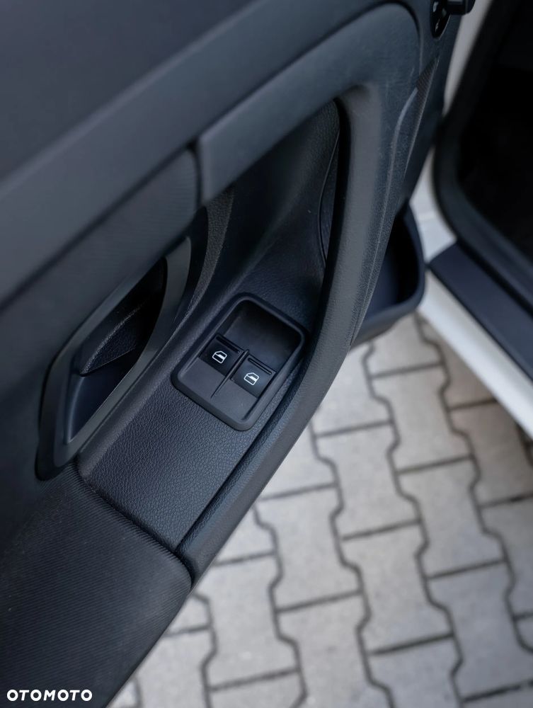 Skoda Roomster - 8