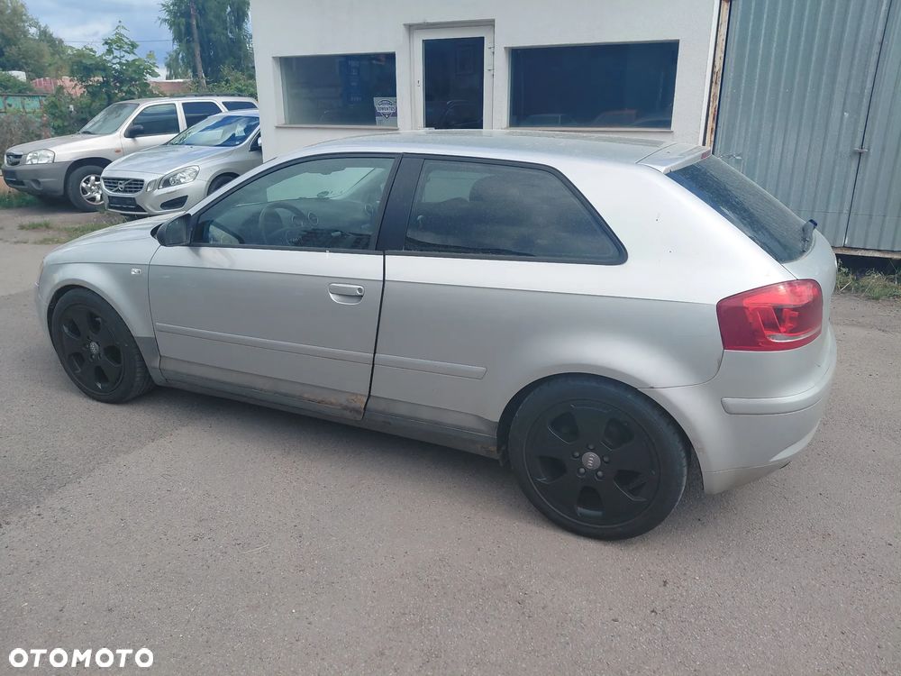 Audi A3 3-drzwiowe 2.0 TDI DPF Ambiente - 7