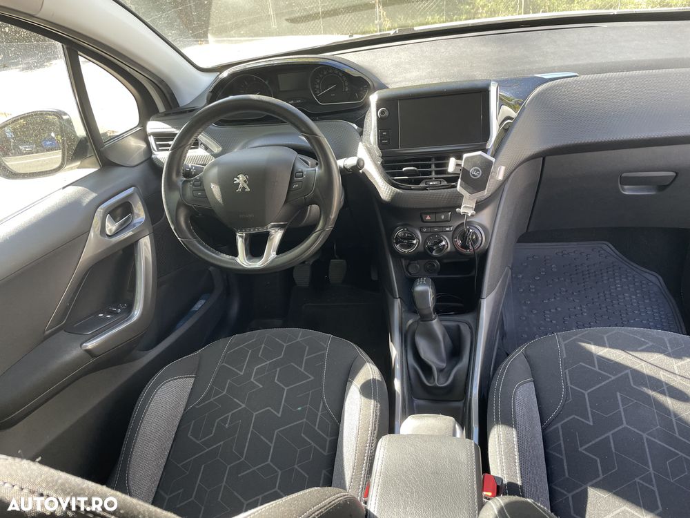 PEUGEOT 2008 2018 — imagine 6
