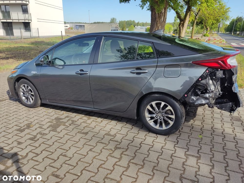 Toyota Prius - 10