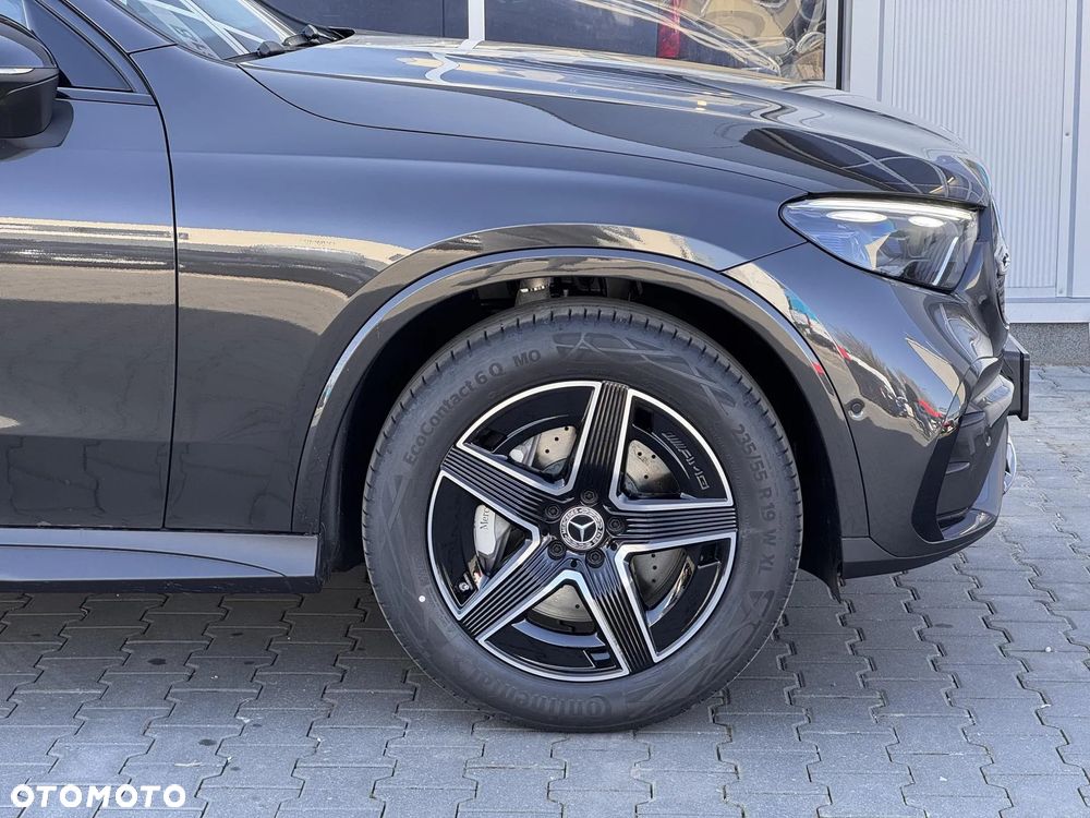 Mercedes-Benz GLC 200 d 4Matic 9G-TRONIC AMG Line Advanced - 8