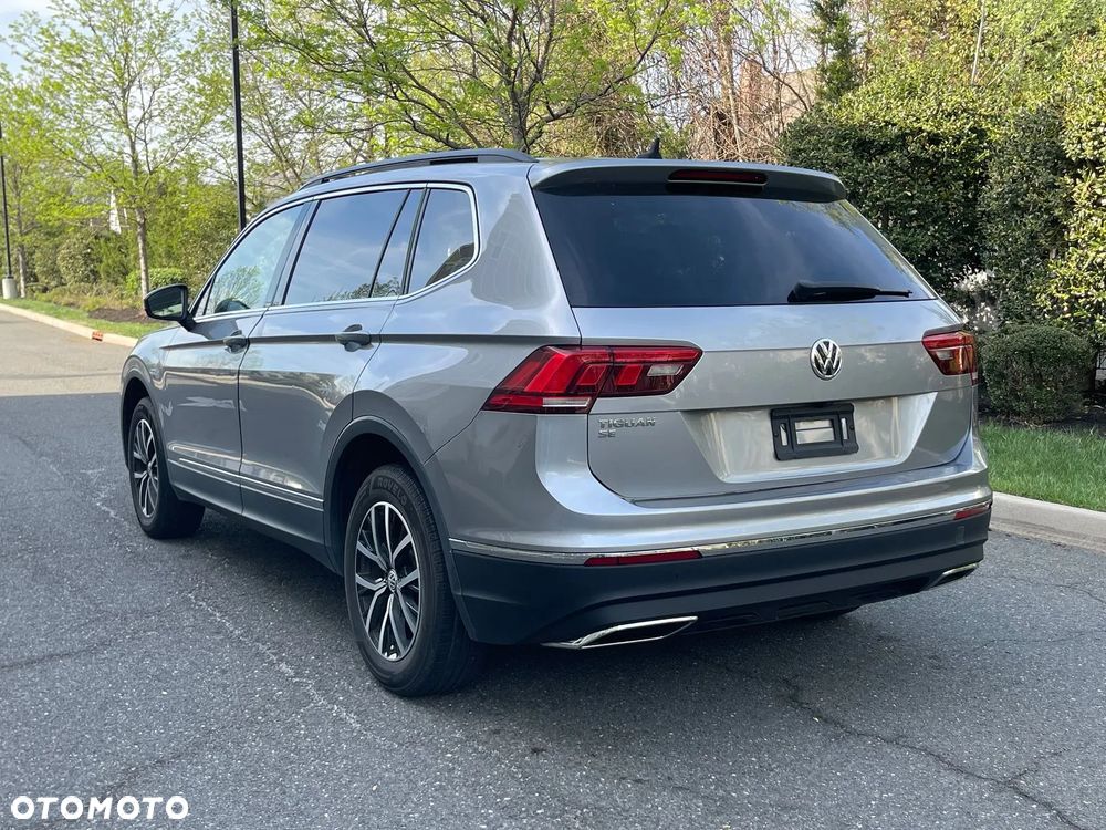 Volkswagen Tiguan - 9