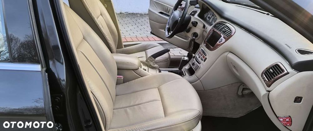 Peugeot 607 - 32