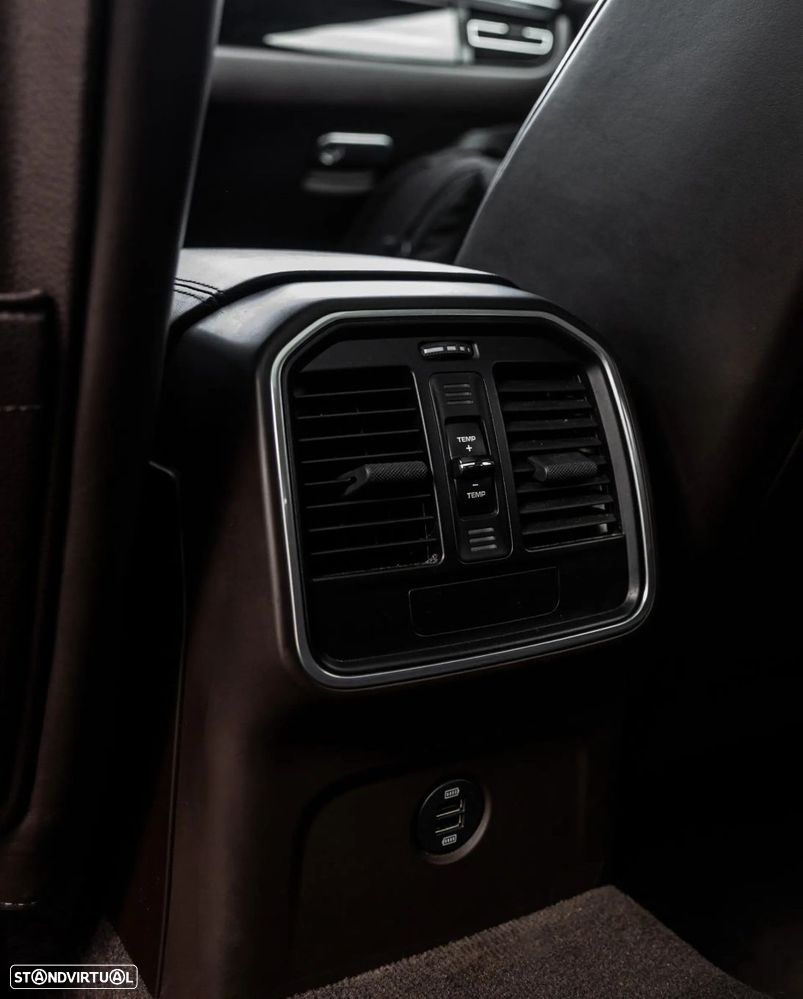 Porsche Macan - 27