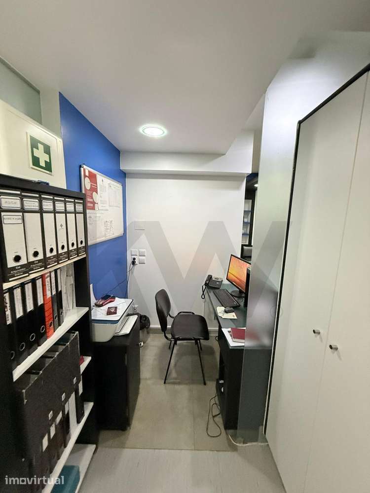 Trespasse de Clínica dentária na Vila de Oeiras perto da Estação - Grande imagem: 3/16