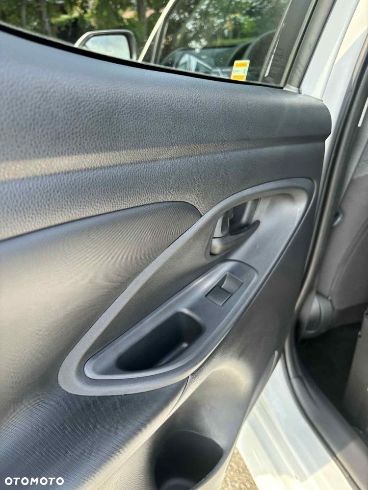 Toyota Yaris 1.5 Style CVT - 24