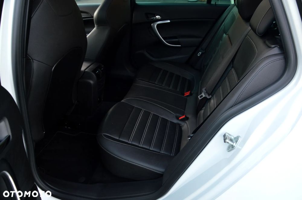 Opel Insignia - 26