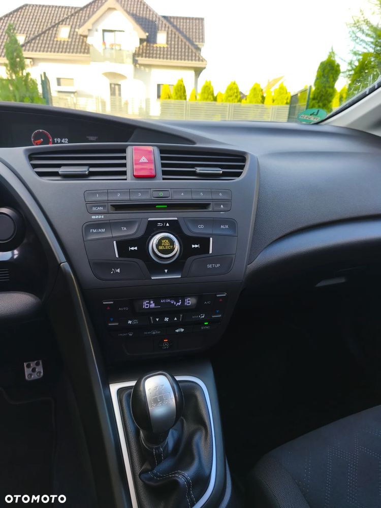 Honda Civic 1.8 Comfort - 23