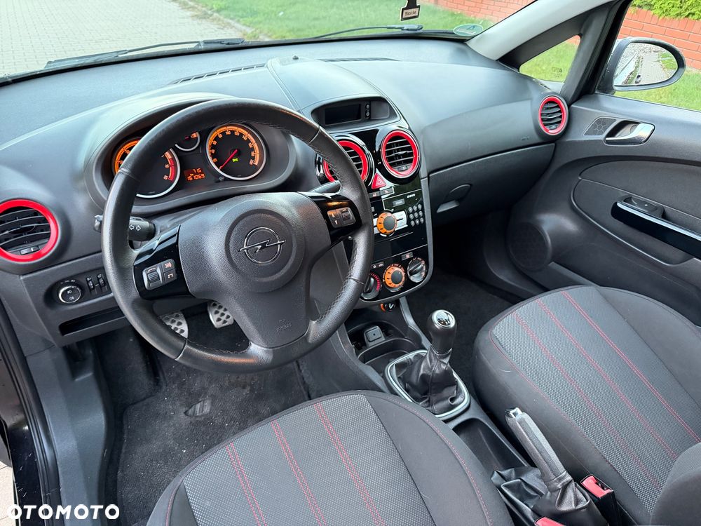 Opel Corsa 1.4 16V Color Edition - 24