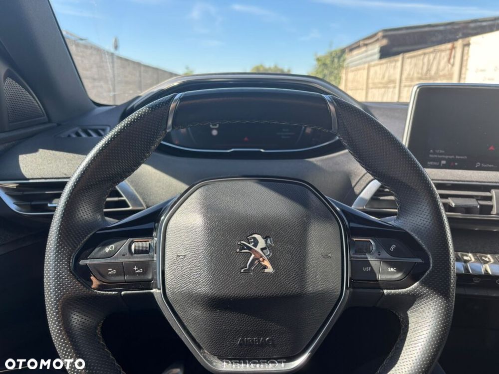 Peugeot 3008 PureTech 130 Stop & Start GPF Allure - 22