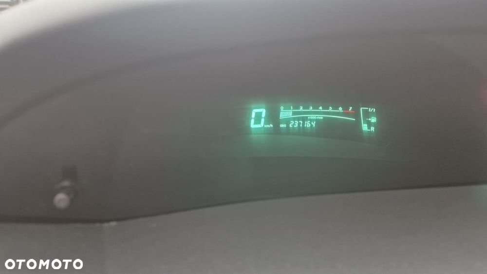 Toyota Yaris 1.0 Luna A/C - 21