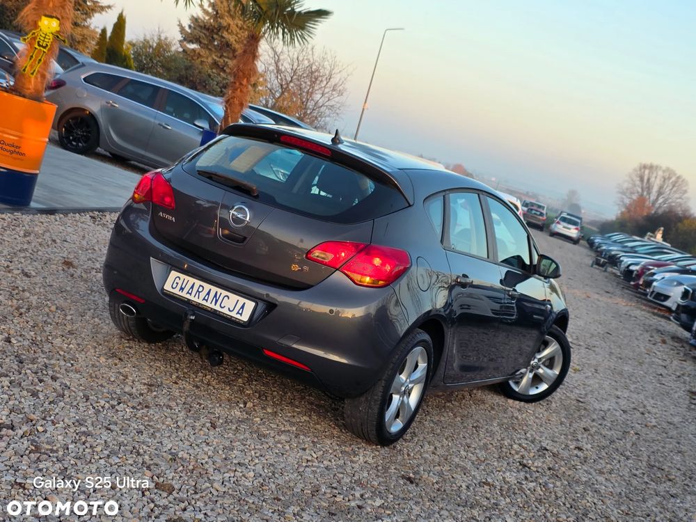 Opel Astra - 24