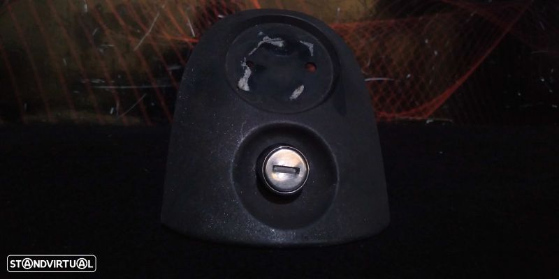 Fecho Da Mala Opel Corsa B (S93) - 2