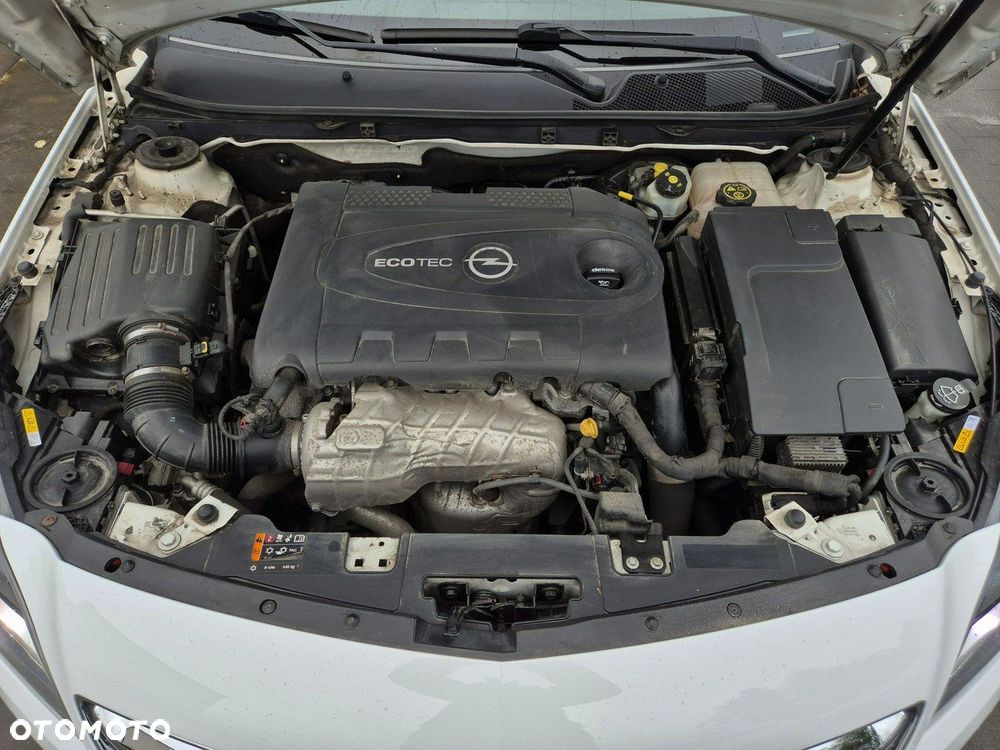 Opel Insignia - 10