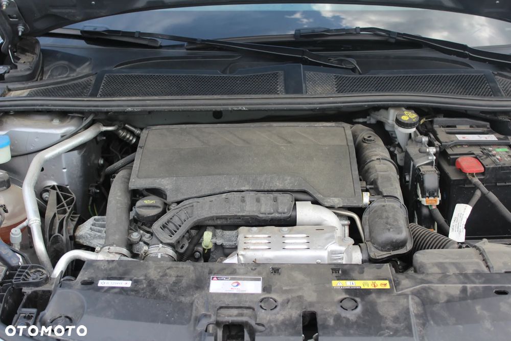 Peugeot 308 1.2 PureTech Active Pack S&S EAT8 - 6