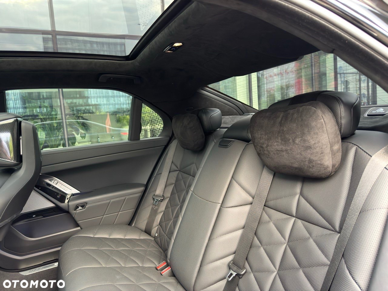 BMW Seria 7 740d xDrive - 16