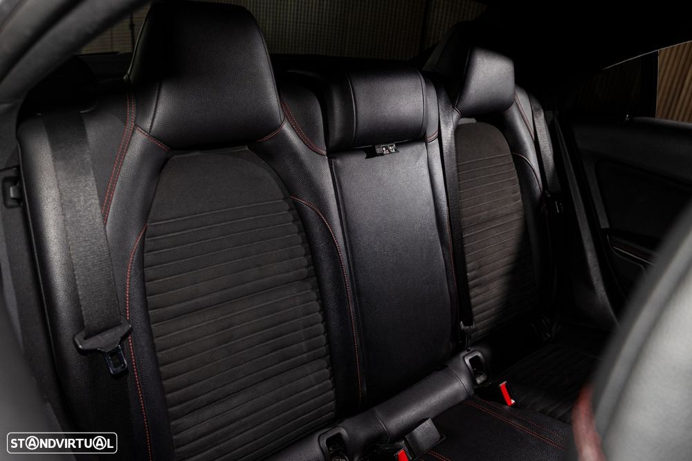 Mercedes-Benz CLA 180 d AMG Line Aut. - 19