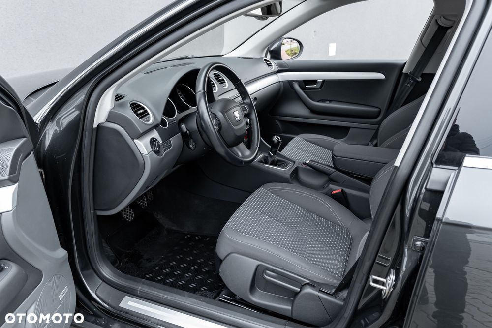 Seat Exeo 2.0T FSI Sport - 16