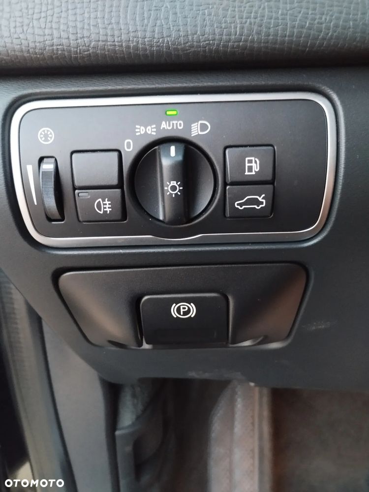 Volvo XC 60 T5 Drive-E Summum - 6