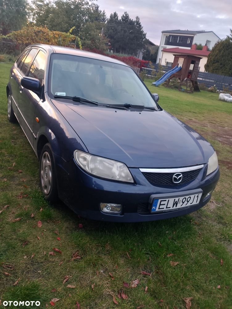 Mazda 323F