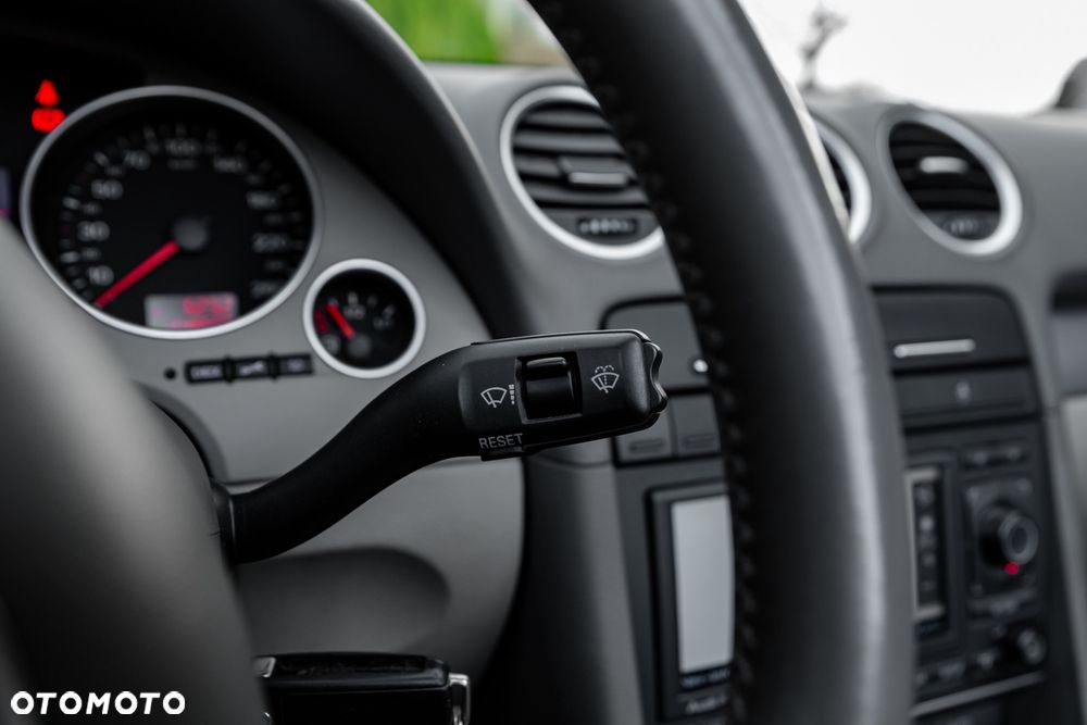 Audi A4 Cabrio 1.8 T - 30