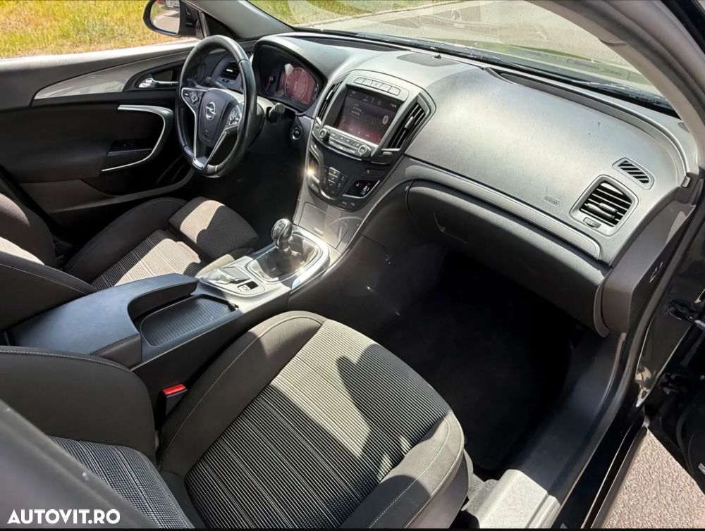 Opel Insignia - 13