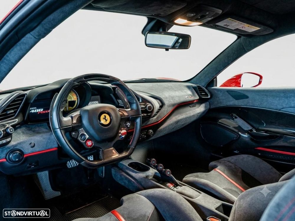 Ferrari 488 Pista - 15