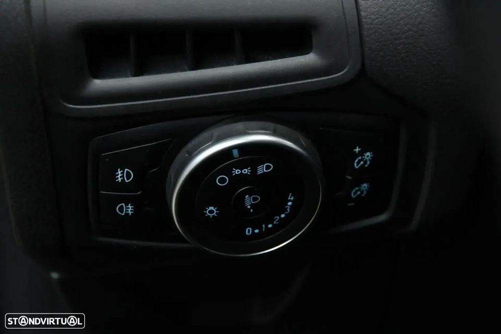 Ford Focus 1.0 EcoBoost Business - 13