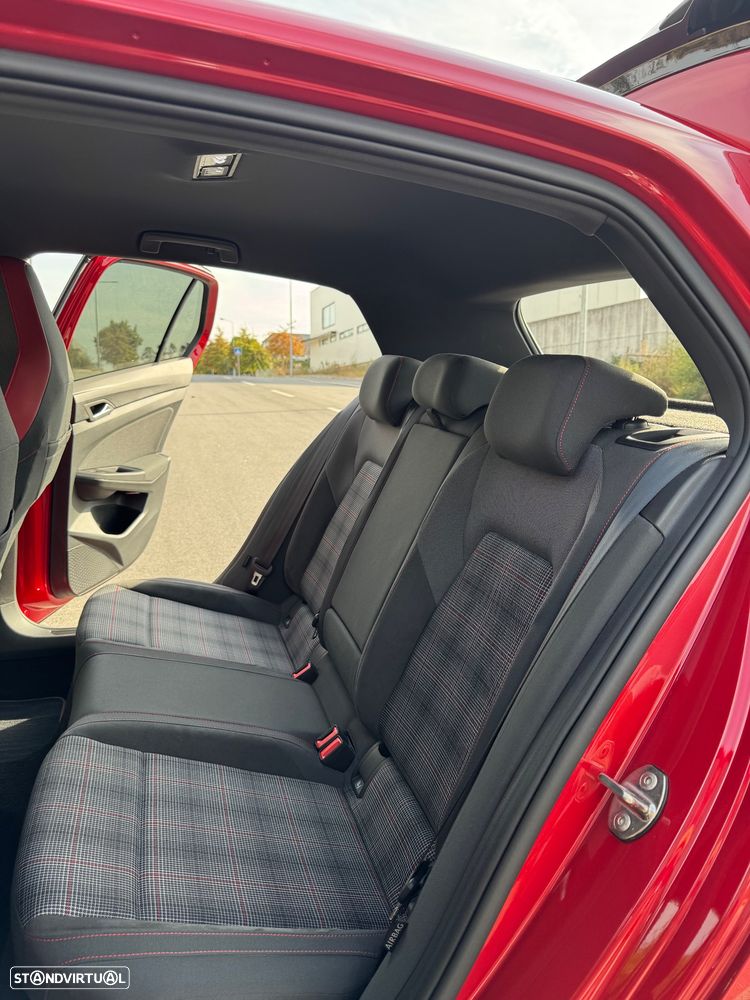 VW Golf 2.0 TSI GTI DSG - 14