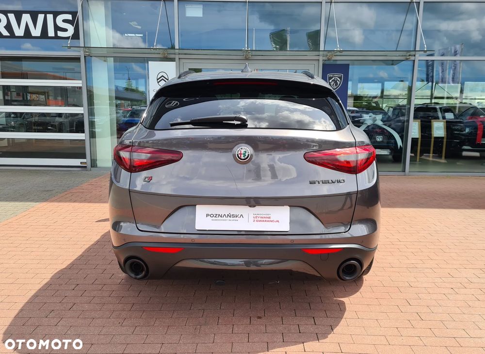 Alfa Romeo Stelvio 2.0 Turbo B-Tech Edition Q4 - 7