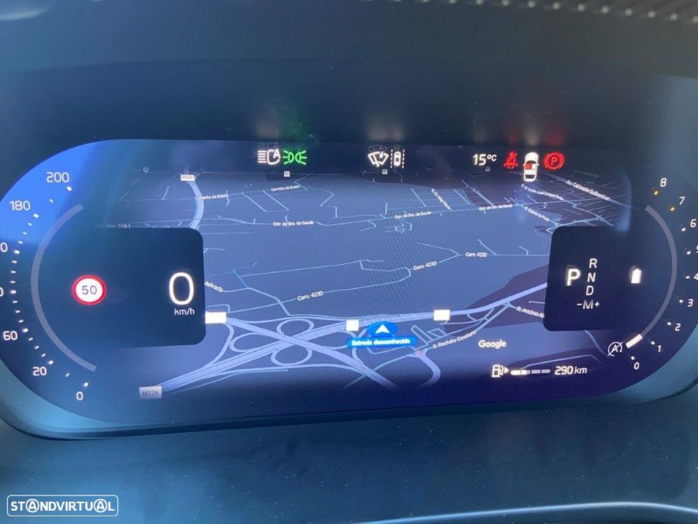 Volvo XC 40 2.0 B3 Black Edition - 15