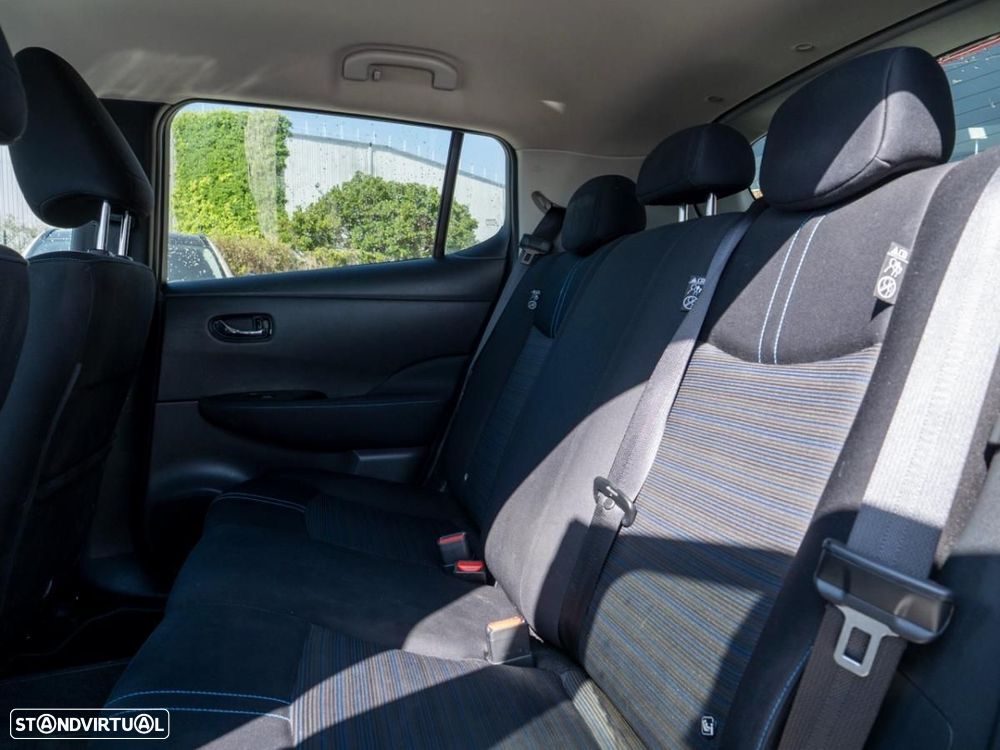 Nissan Leaf 40 kWh N-Connecta - 24