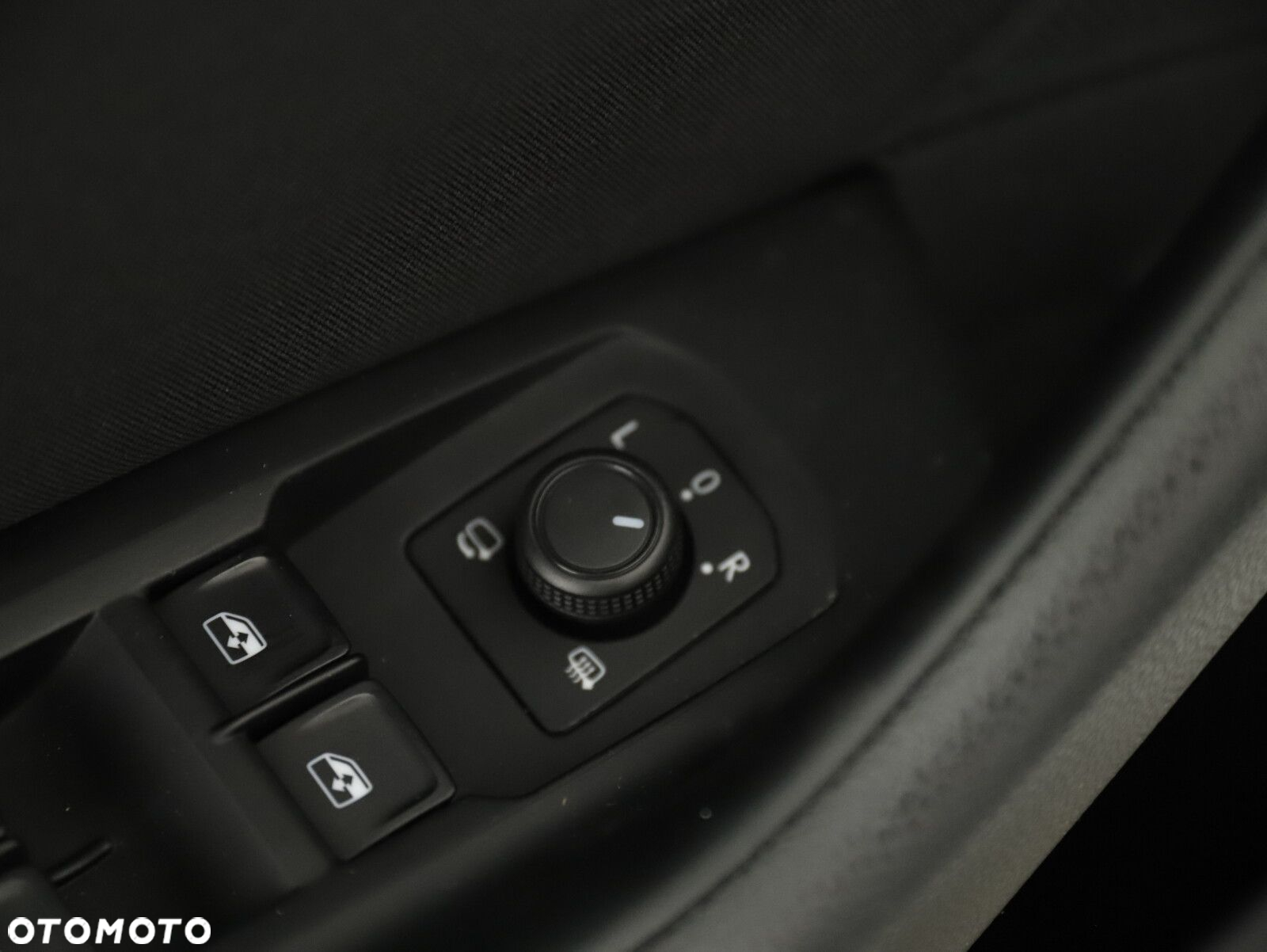 Volkswagen Passat - 19