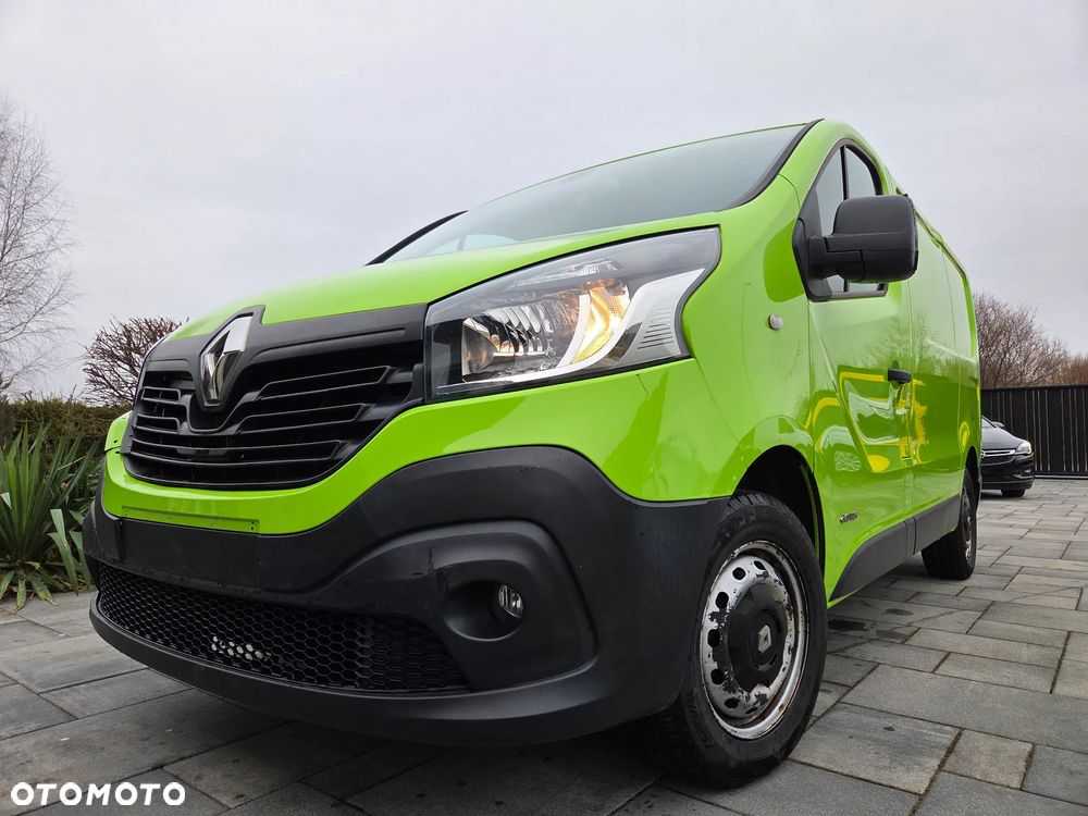 Renault TRAFIC - 1