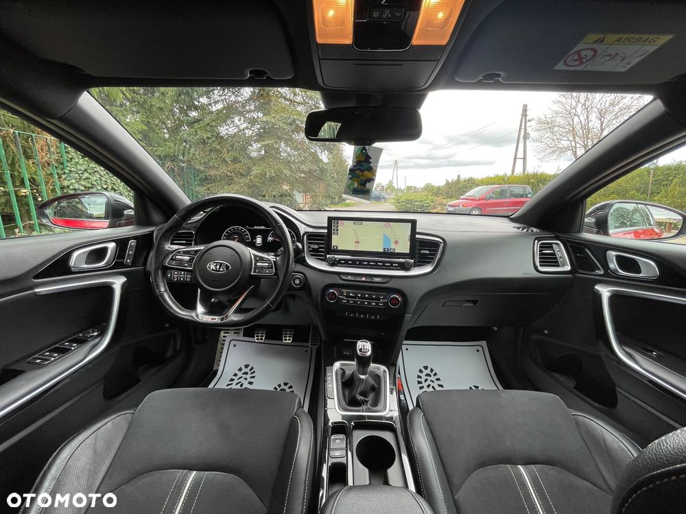 Kia ProCeed 1.4 T-GDI OPF GT LINE - 17